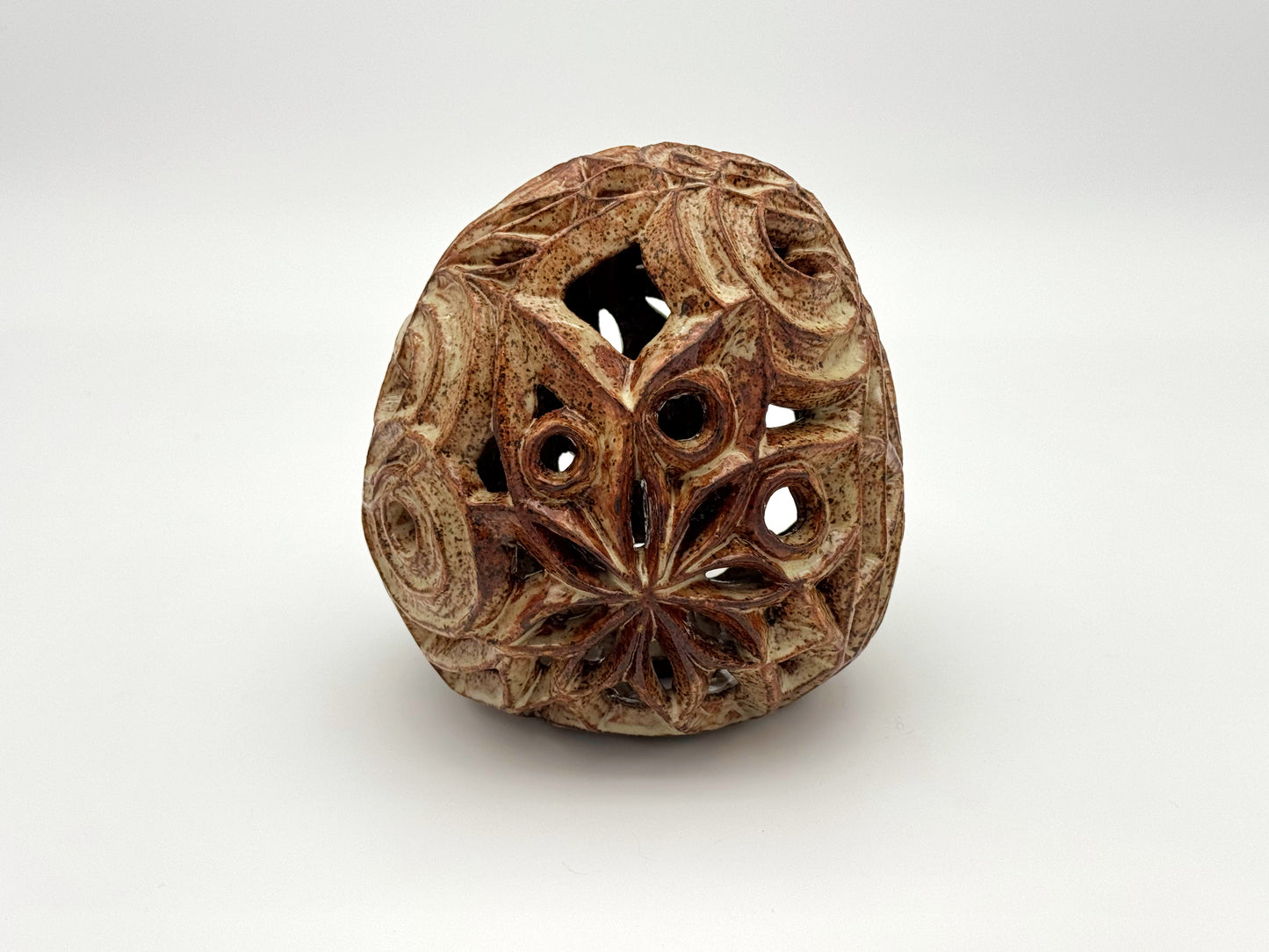 Oblong Ball — Speckled Wheat (8")