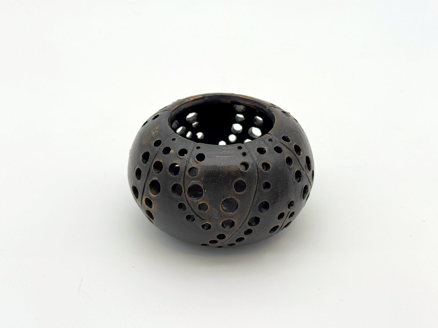 Luminary — Charcoal