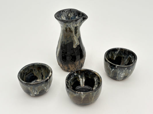 Black Mud vase