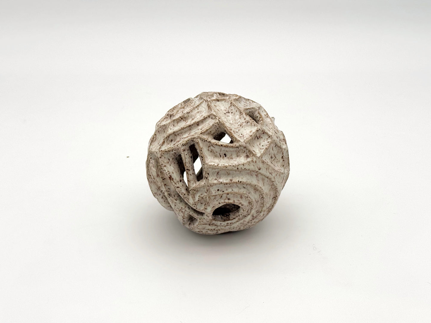 Ball — Speckled Cream (5")