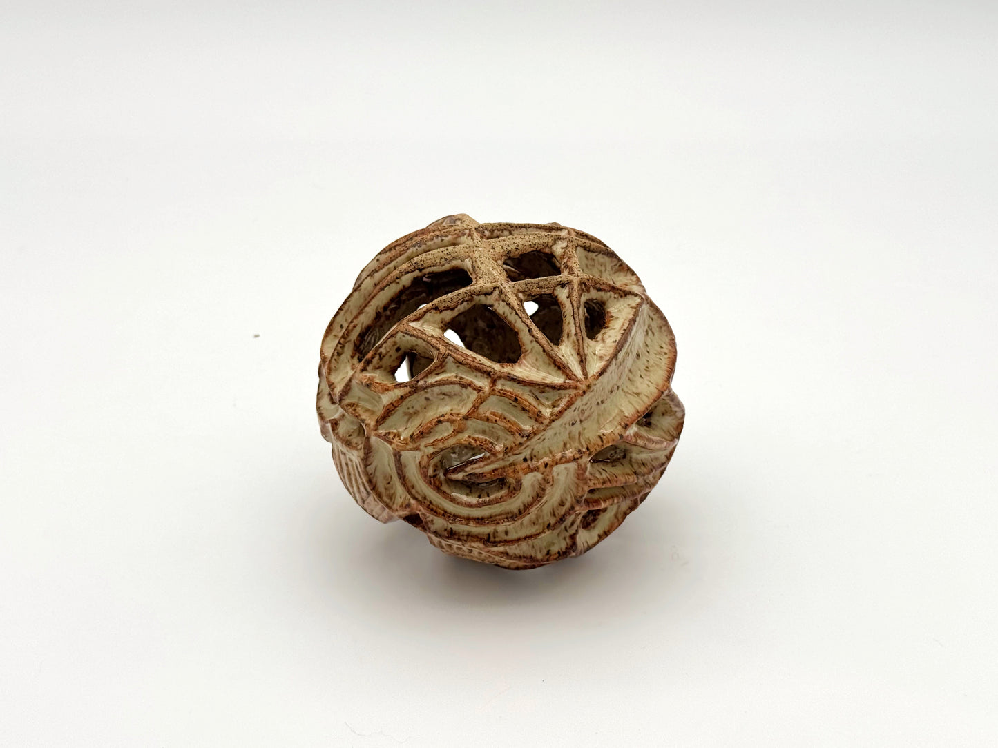 Ball — Speckled Wheat (5")