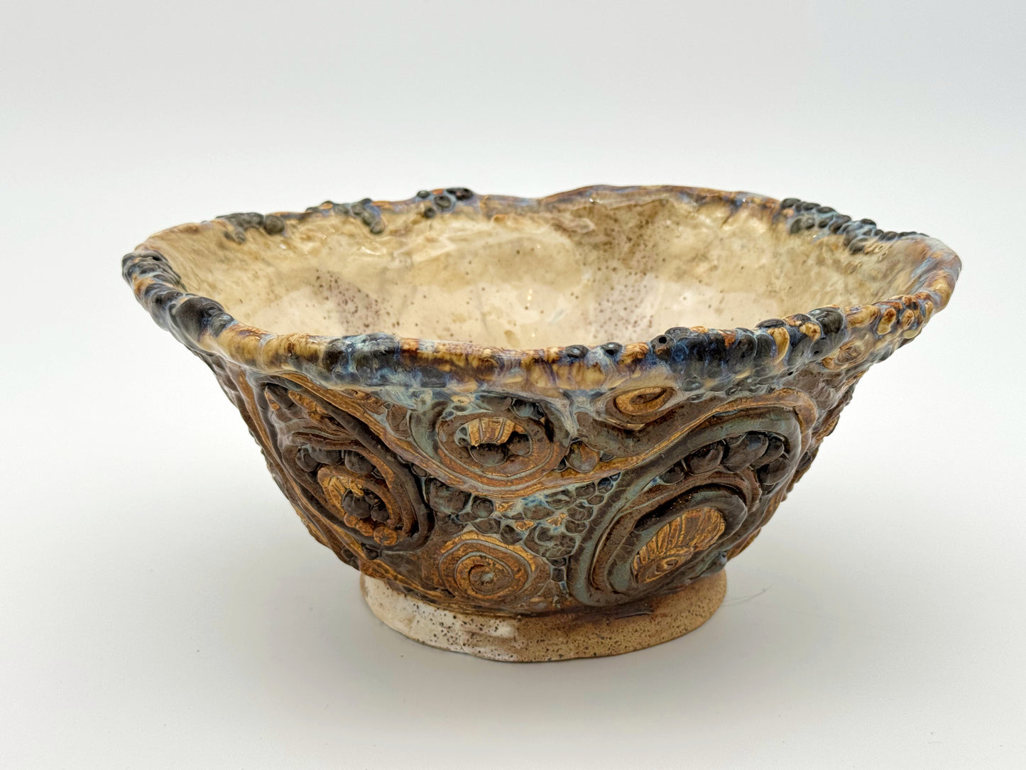 Serving Bowl — Natural & Cream (11")