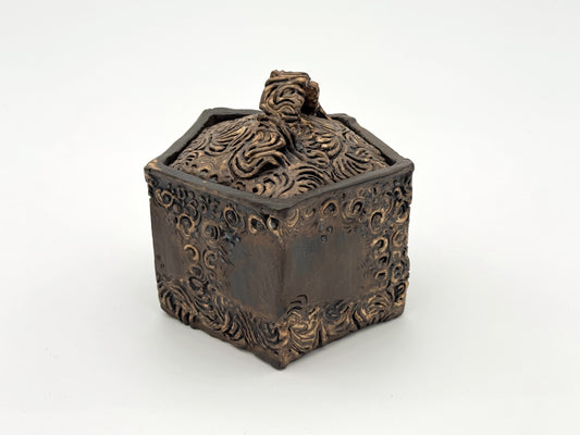 Pentagon Box — Natural & Wheat (Medium)