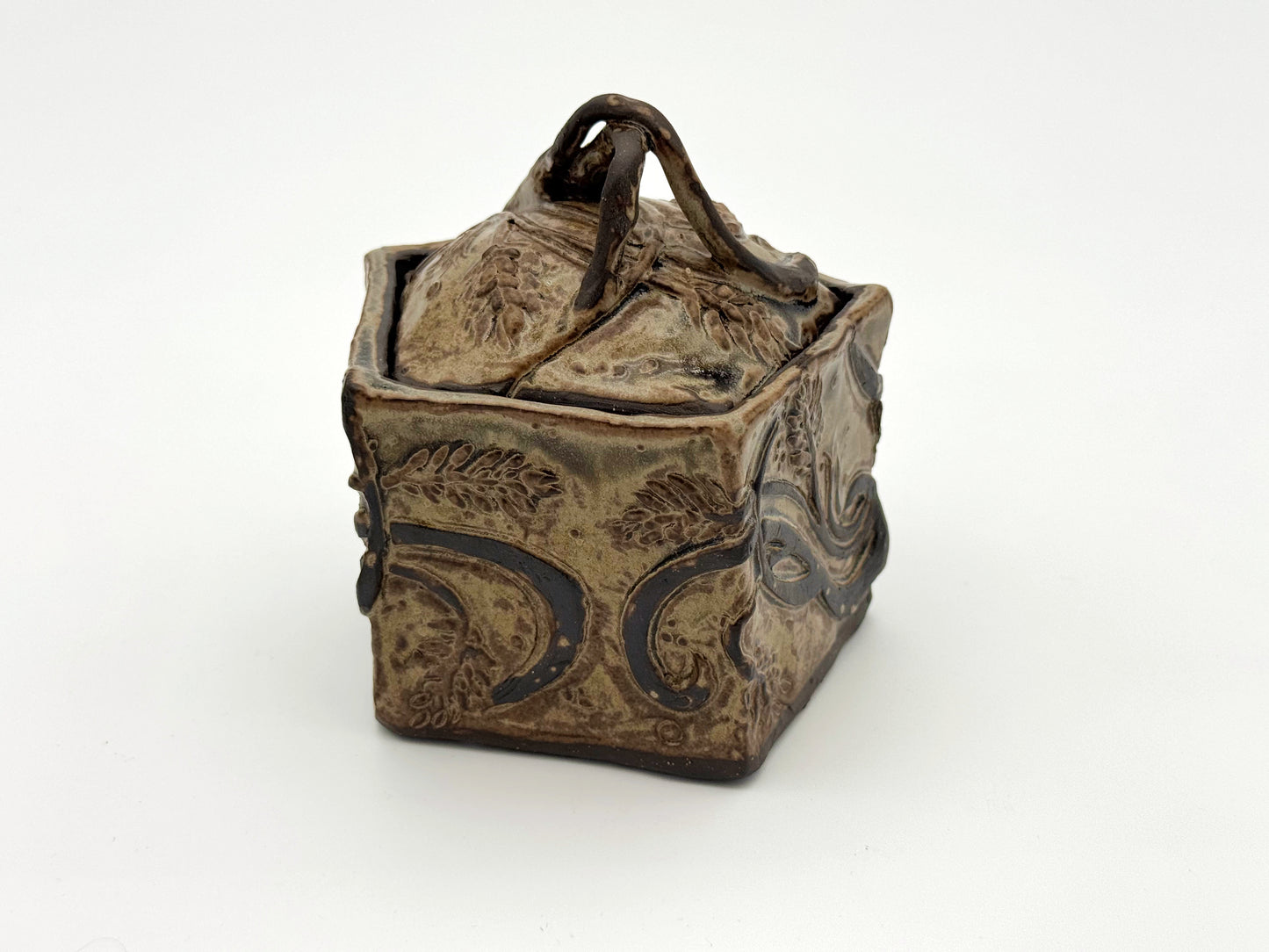 Pentagon Box — Cobblestone (Medium)