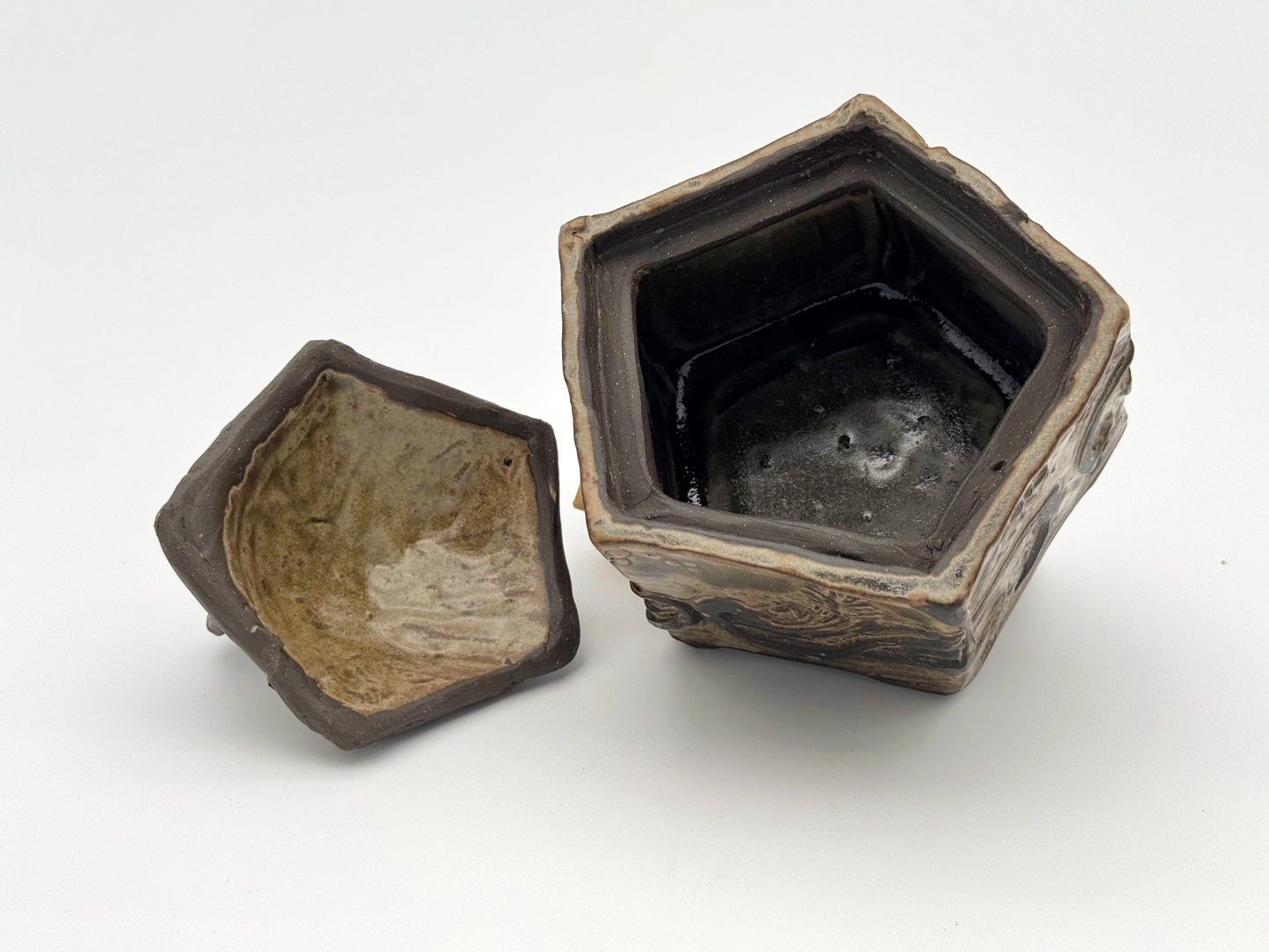 Pentagon Box — Cobblestone (Medium)