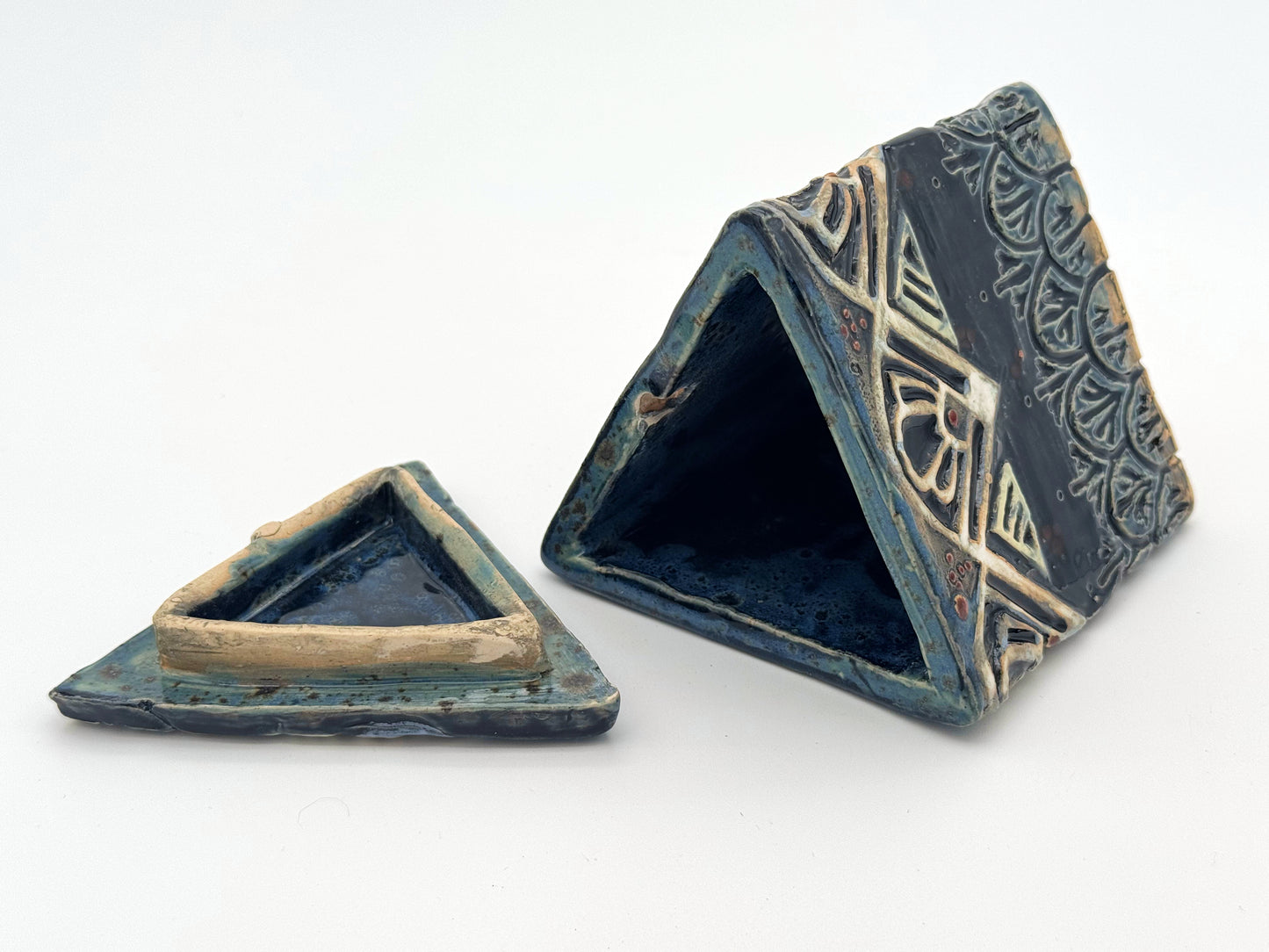 Triangle Box — Black & Blue (Medium)