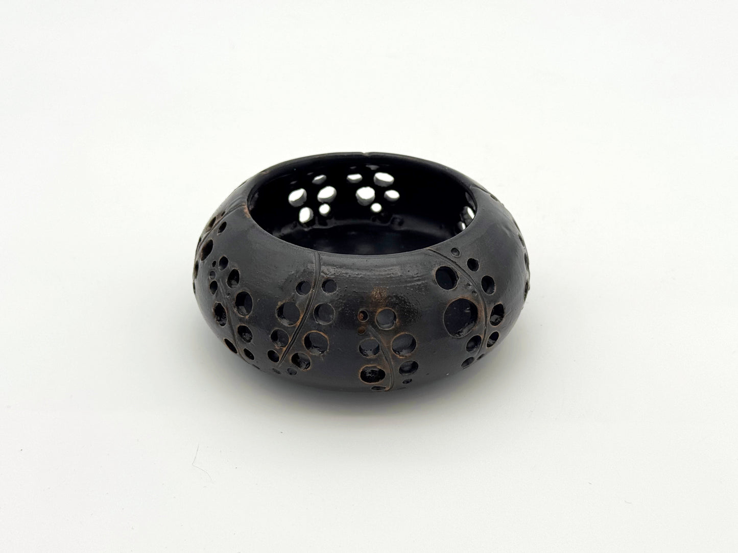 Luminary — Charcoal