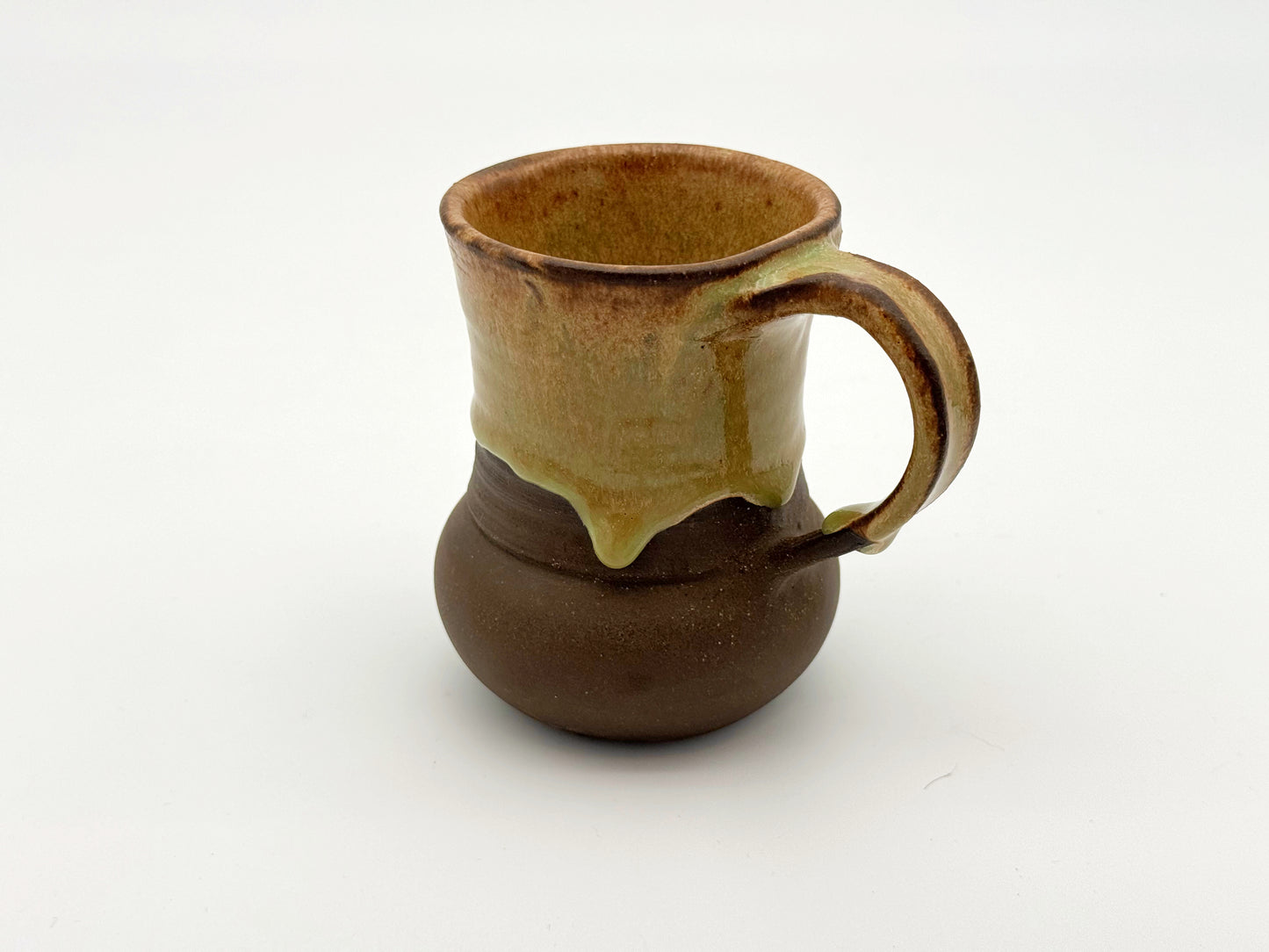 Mug — Dark Natural & Grassy Sand (10oz)