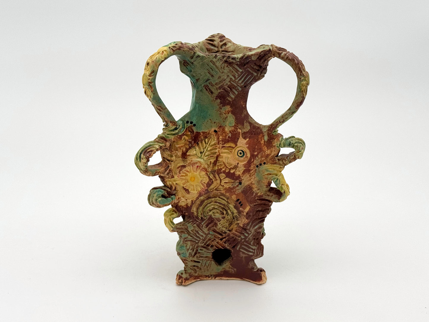 Triangle Vase — Rusty Desert (10")